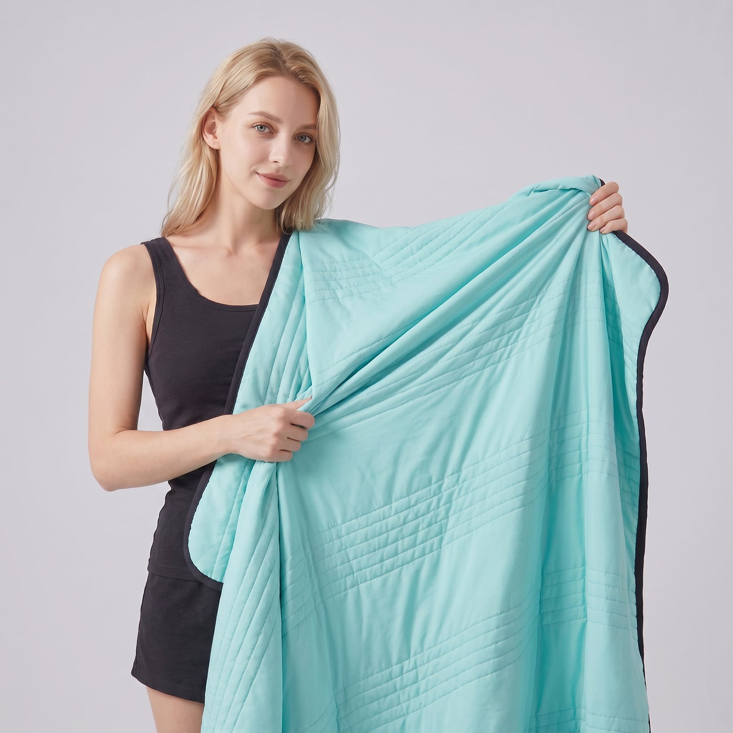 Ice Cooling Blanket - BUY 1 GET 1 FREE & 3 Free Gifts
